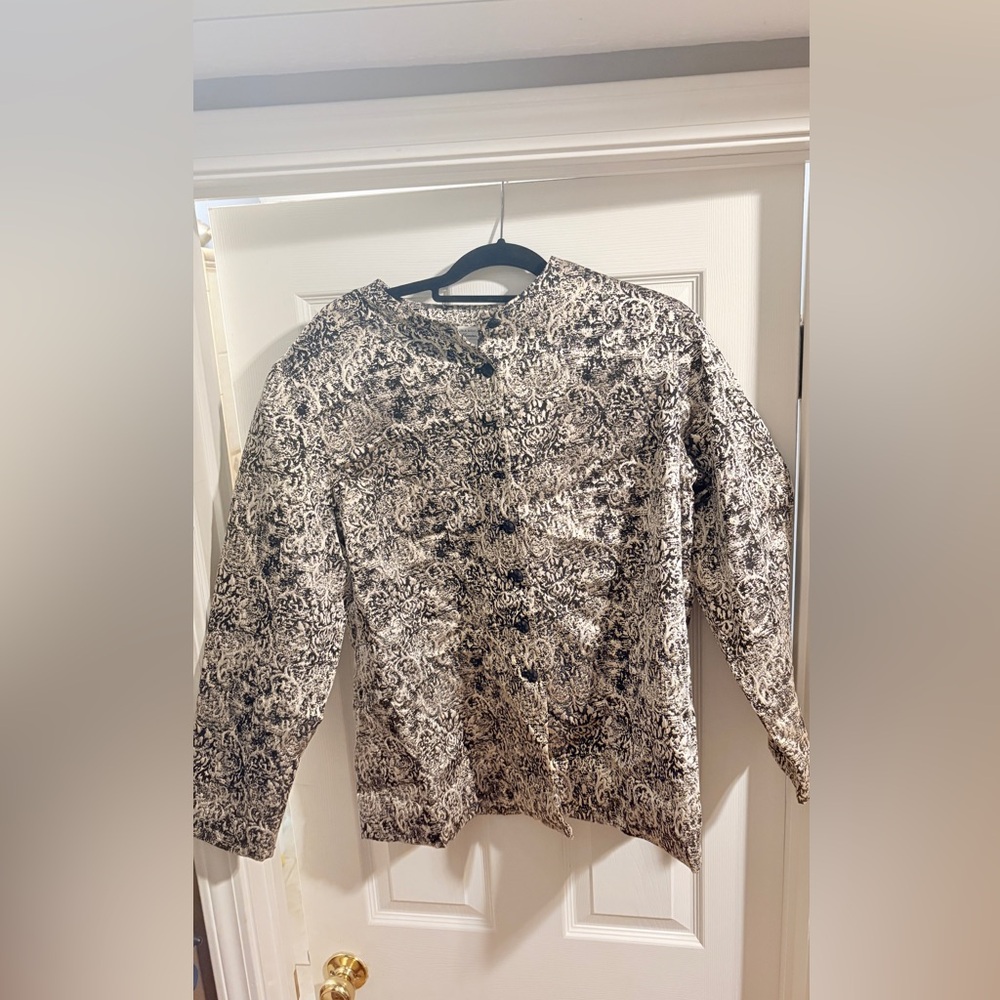Laura ashley Women's Black & Cream Patterned Button-Front smock jacket size 1x